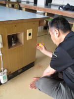 村中さんによるけがをしたところの修理 (1)