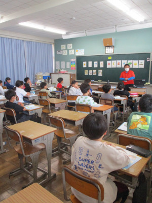 4年1組外国語活動 (1)