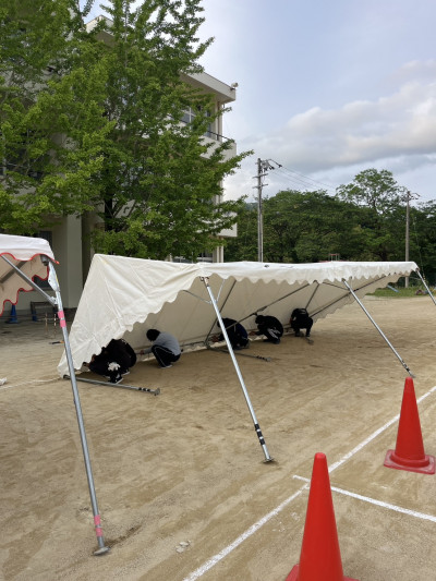 テント設営 (3)