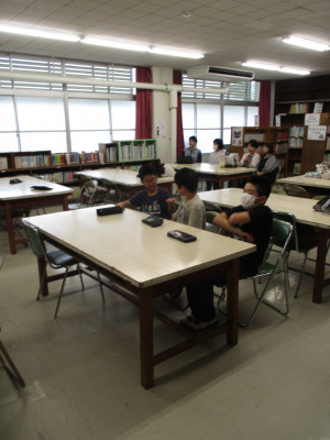 図書委員会 (2)