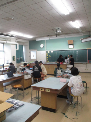 販売委員会