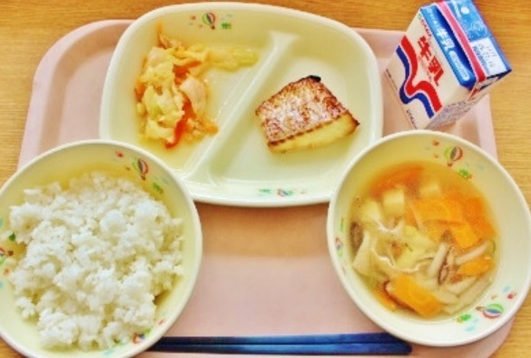 7.8給食
