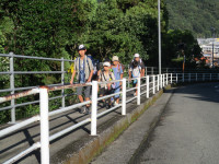 朝の登校 (18)